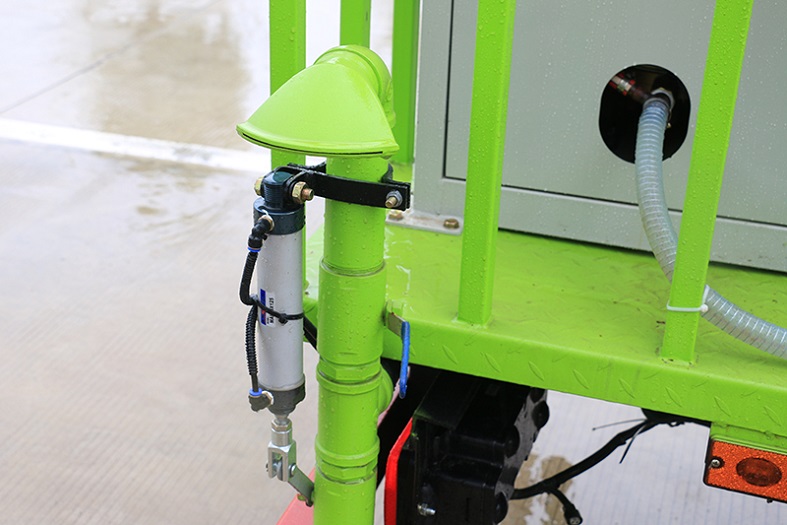 國六東風小多利卡5方抑塵霧炮噴灑車/30米-40米霧炮