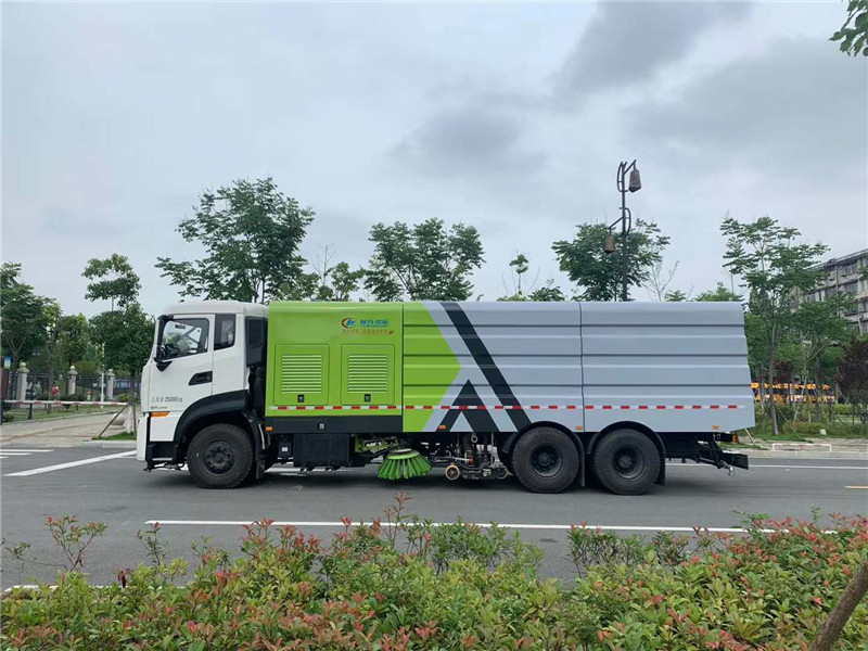 國六天龍洗掃車