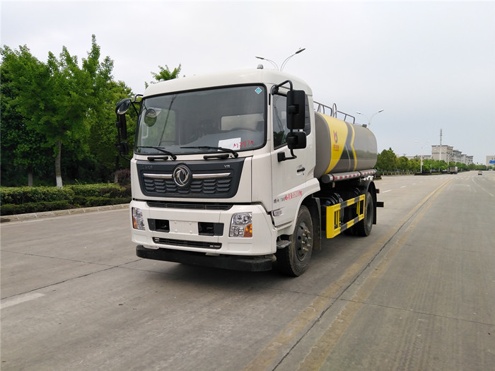 國六天錦12噸灑水車