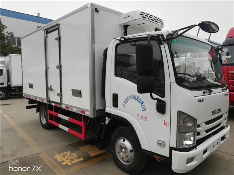 國六慶鈴五十鈴KV100藍(lán)牌冷藏車